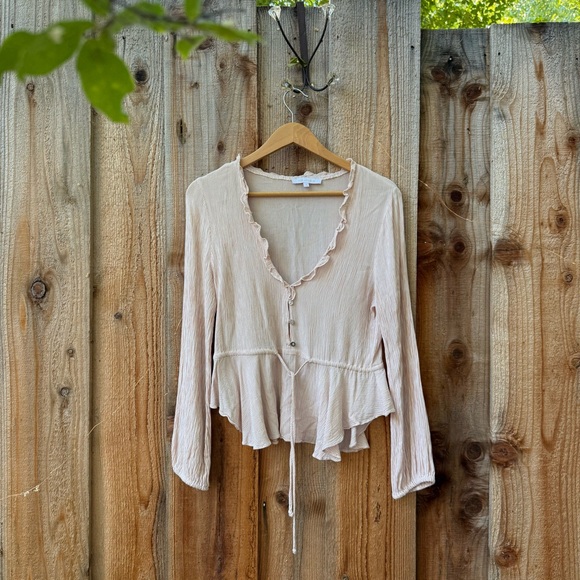 Cream and Tan Pinstripe Ruffled Peplum Long Sleeve Blouse 🌿 - Picture 3 of 10